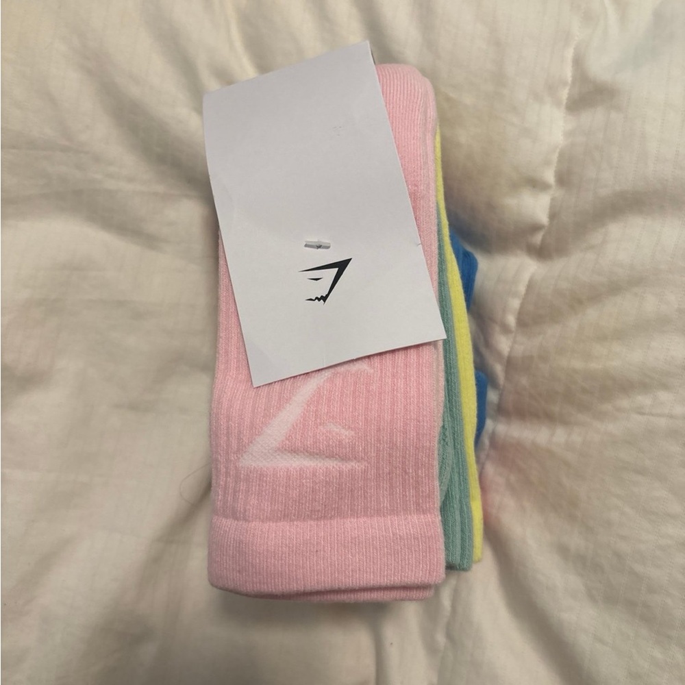 Brand new women’s gymshark socks pack of 5